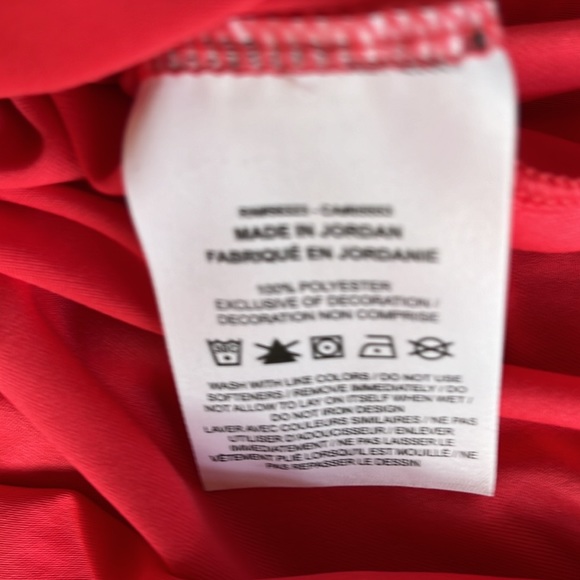 NWT!! Nike women’s tank top, pink color - Picture 12 of 12